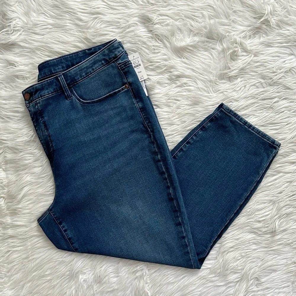 TALBOTS NWT 18 18W Jegging Crops in Neptune Wash • Cropped Denim Jeans - Picture 2 of 11
